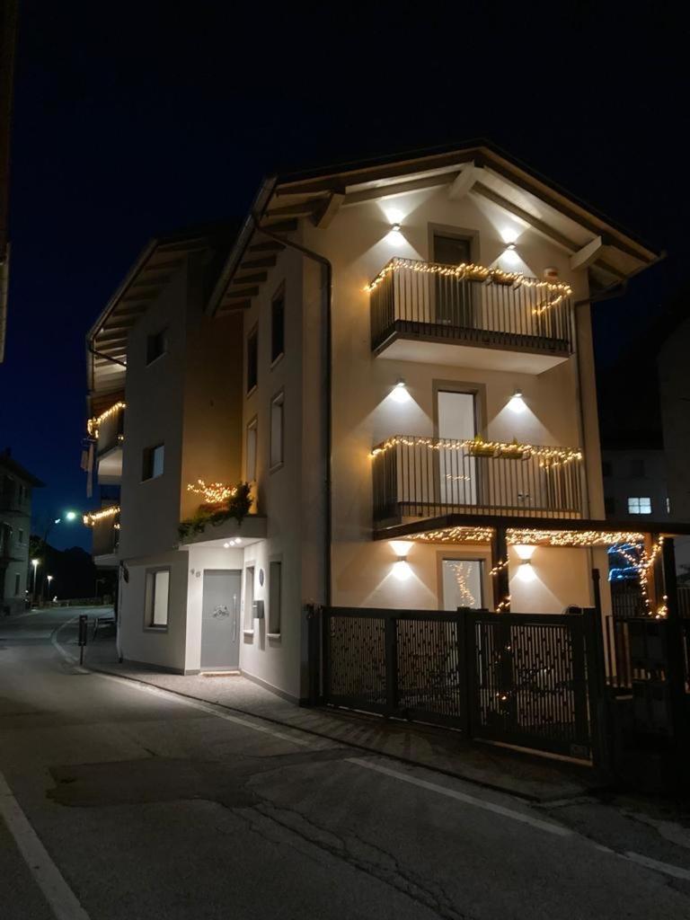 Casa Carolina Bed & Breakfast Levico Terme Exterior photo